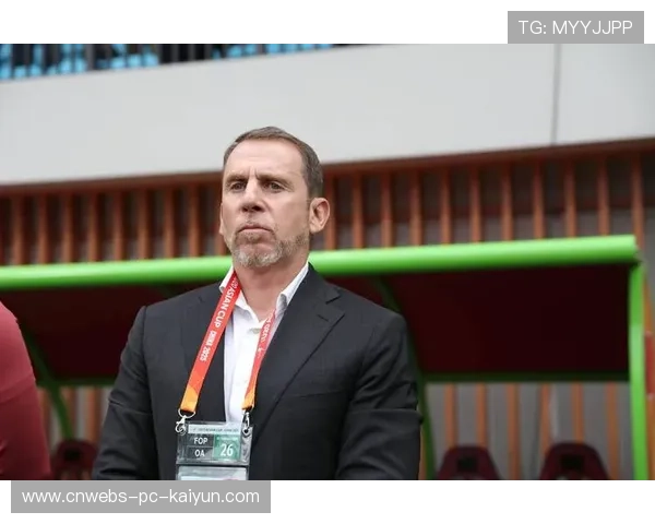 球员在国家队中被赋予定位球主罚人选并表现出色，足球球员定位